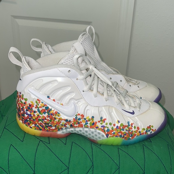 Fruity Pebbles Foam posite size 7 - Picture 4 of 5